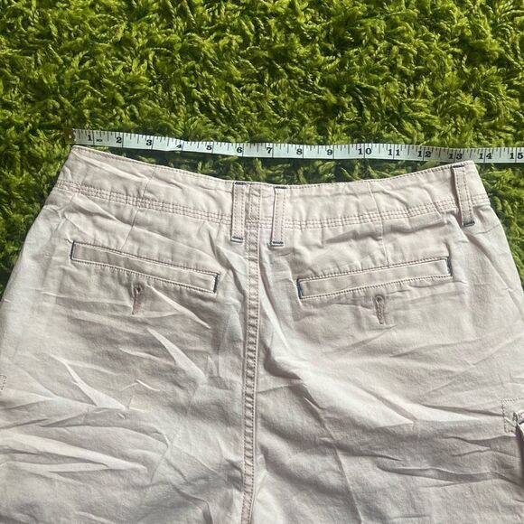 L.L. BEAN CARGO SHORTS PINK - Picture 7 of 7